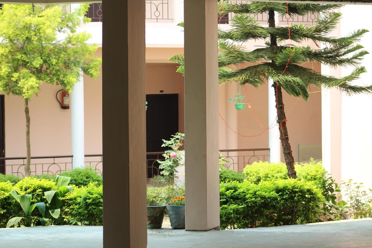 Greenwood Hotel Bhimtal Ngoại thất bức ảnh